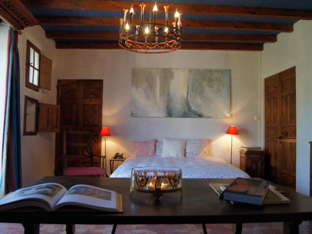 Maison Orsini Villeneuve-lès-Avignon Kamer foto