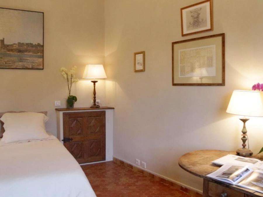 Maison Orsini Villeneuve-lès-Avignon Buitenkant foto