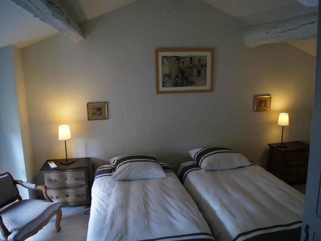 Maison Orsini Villeneuve-lès-Avignon Kamer foto